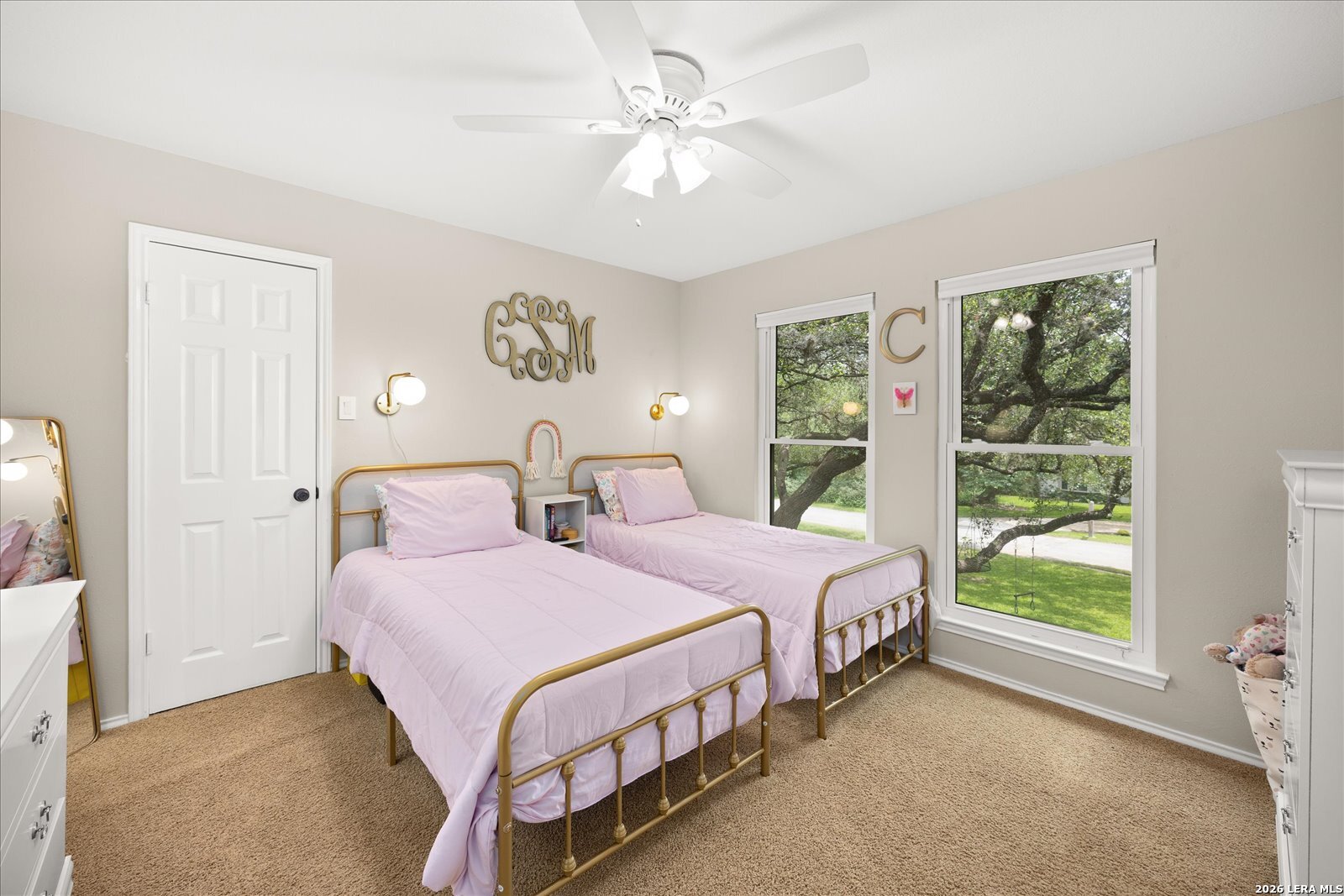 421 Skyforest Drive Hollywood Park TX 78232