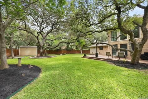 421 Skyforest Drive Hollywood Park TX 78232
