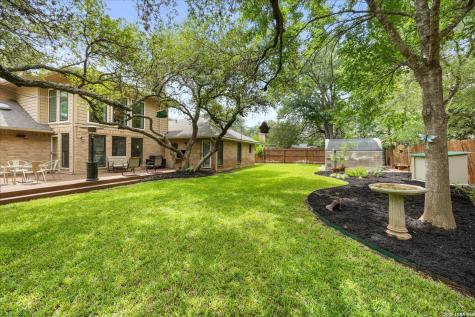 421 Skyforest Drive Hollywood Park TX 78232