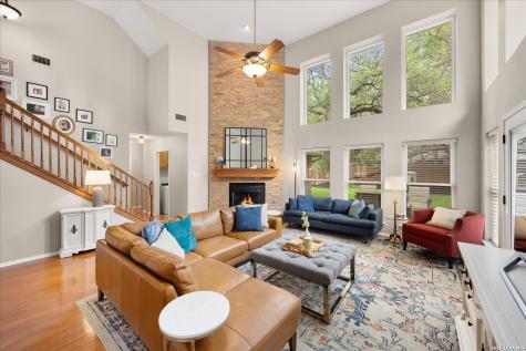 421 Skyforest Drive Hollywood Park TX 78232