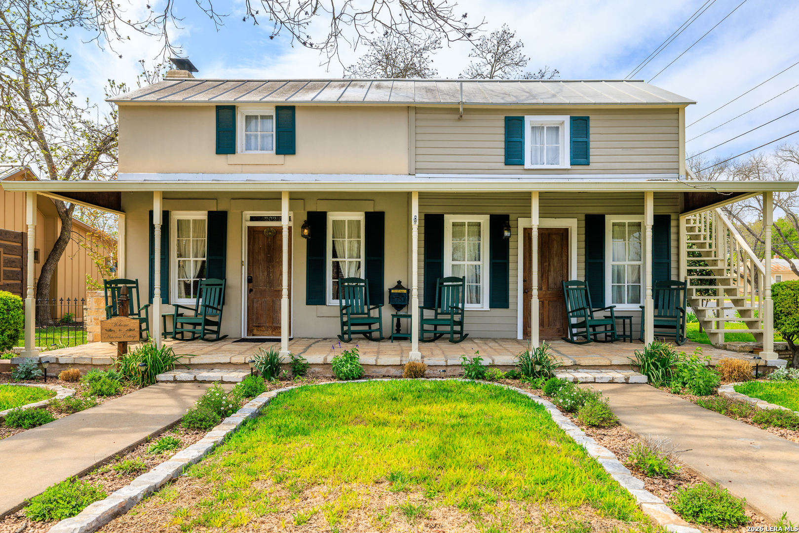 202 S Bowie Street Fredericksburg TX 78624