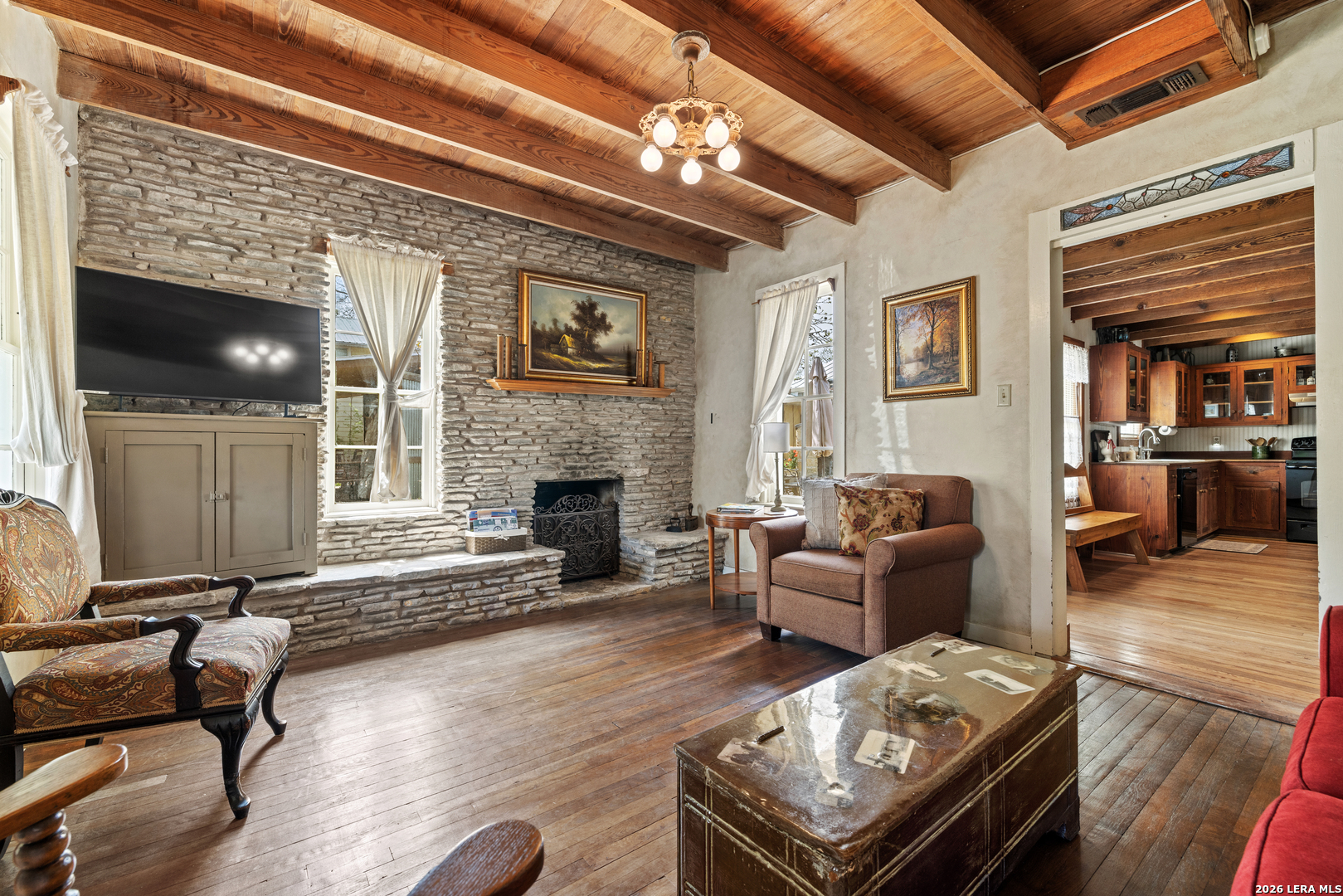 202 S Bowie Street Fredericksburg TX 78624