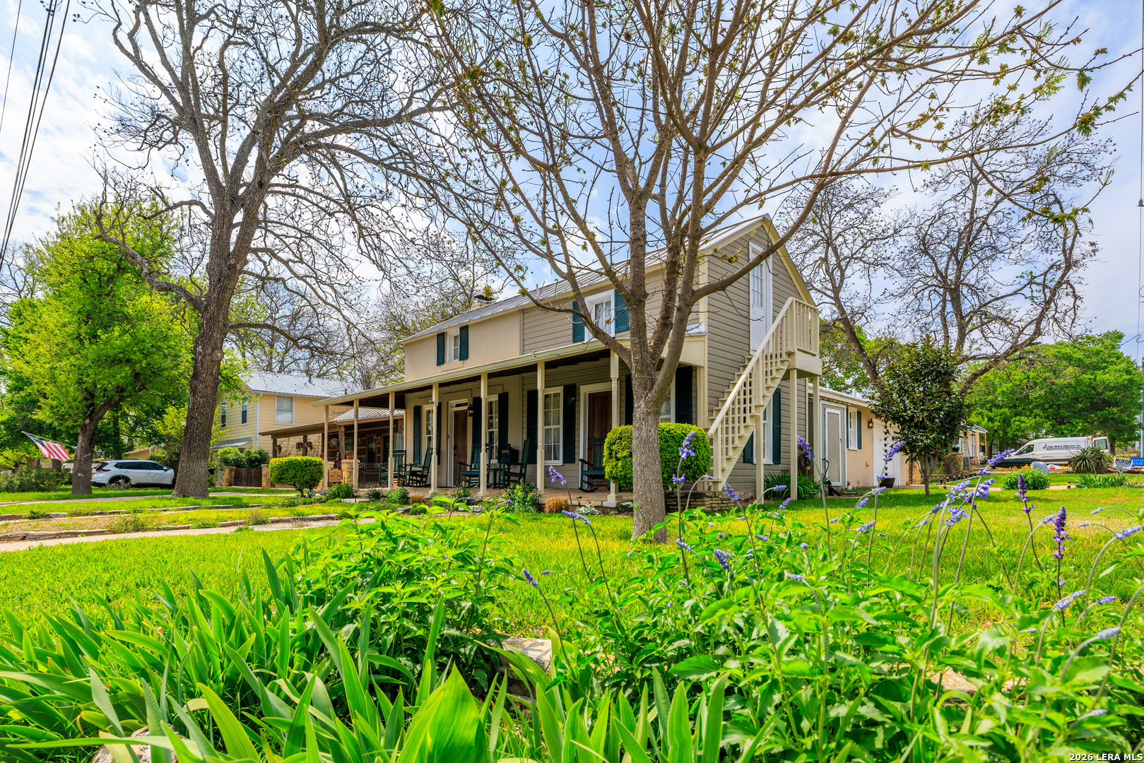 202 S Bowie Street Fredericksburg TX 78624