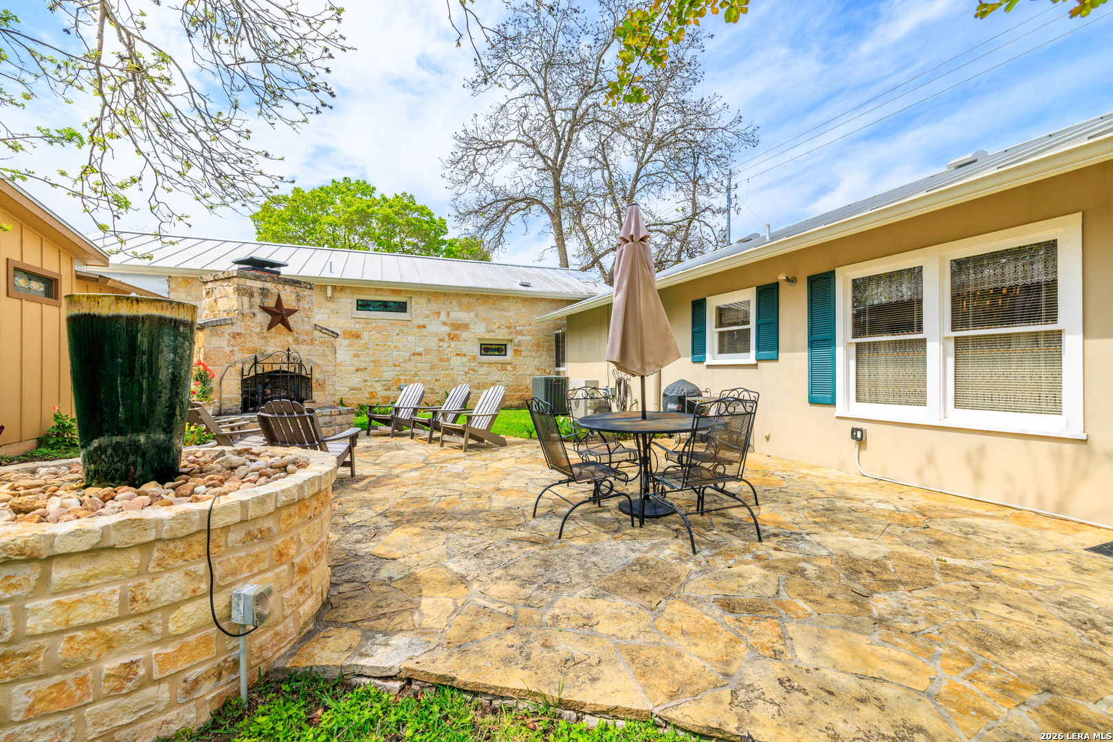 202 S Bowie Street Fredericksburg TX 78624