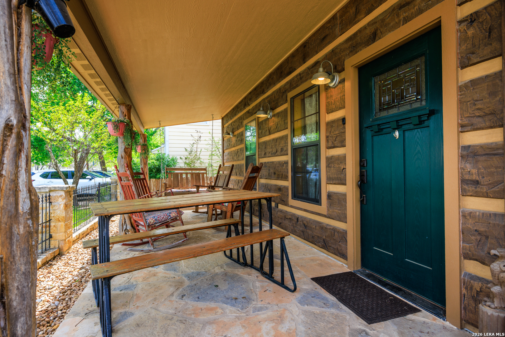 202 S Bowie Street Fredericksburg TX 78624