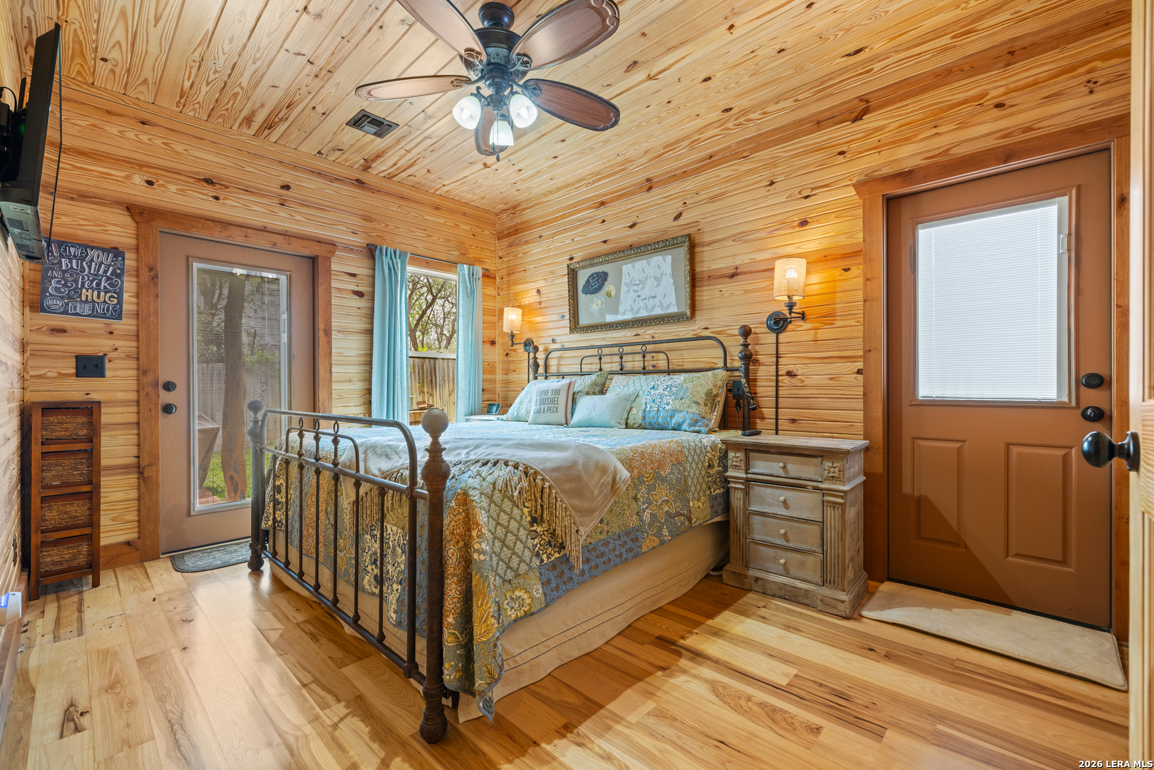 202 S Bowie Street Fredericksburg TX 78624