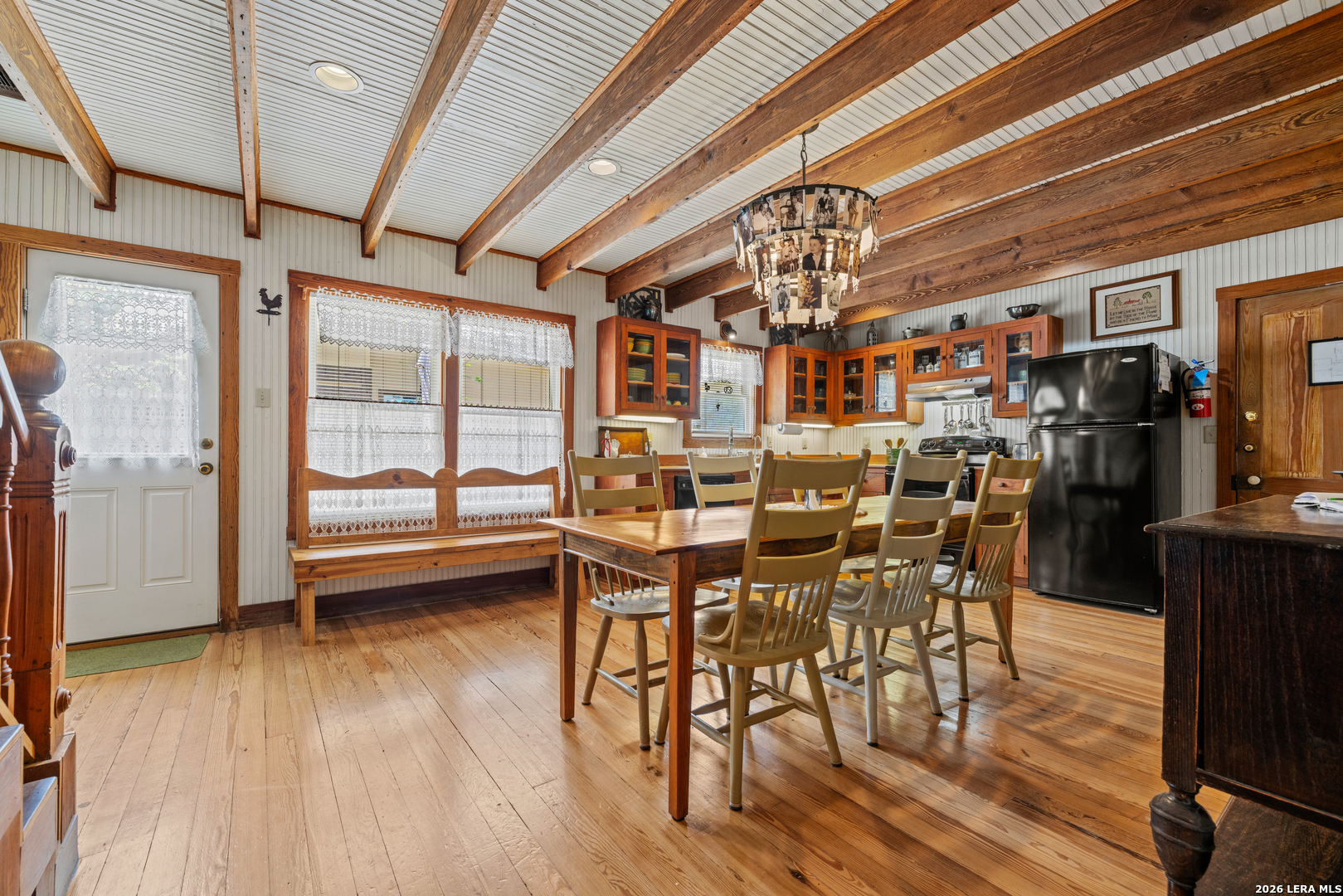 202 S Bowie Street Fredericksburg TX 78624