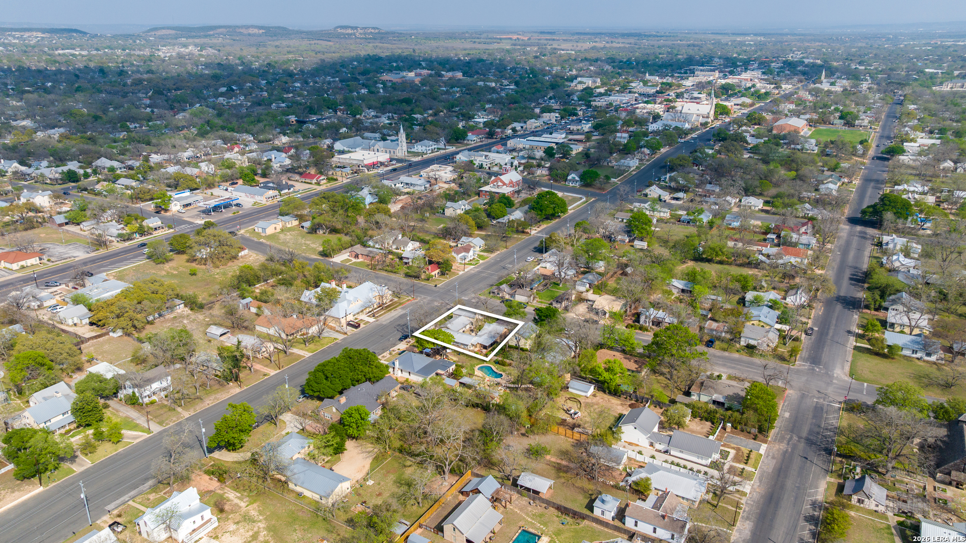202 S Bowie Street Fredericksburg TX 78624