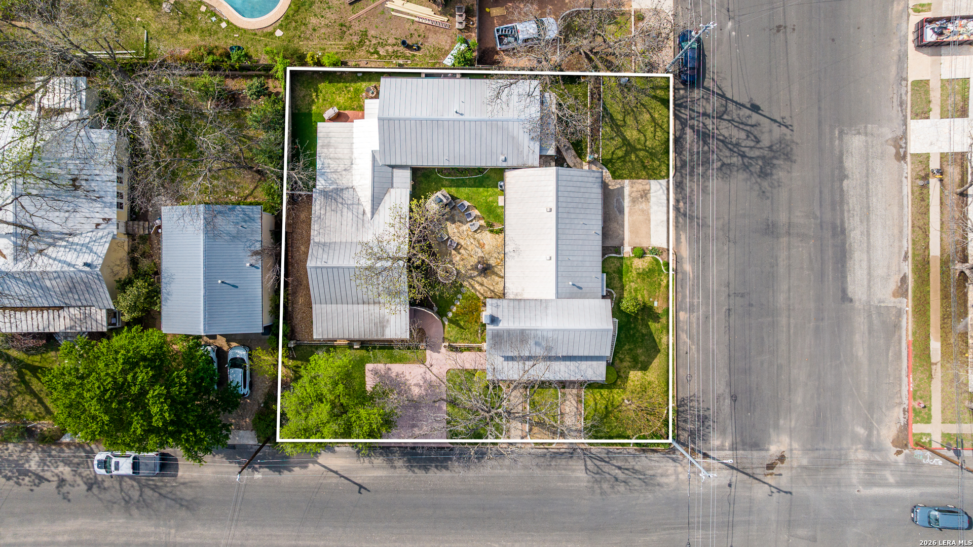 202 S Bowie Street Fredericksburg TX 78624
