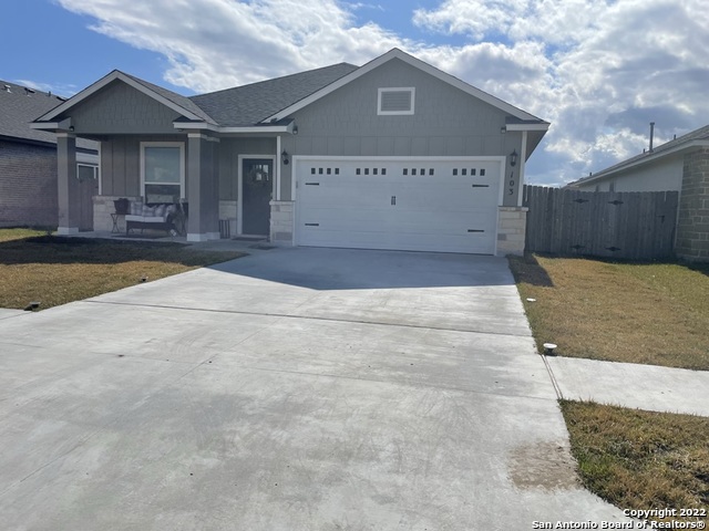 103 Dripping Spring Victoria TX 77904
