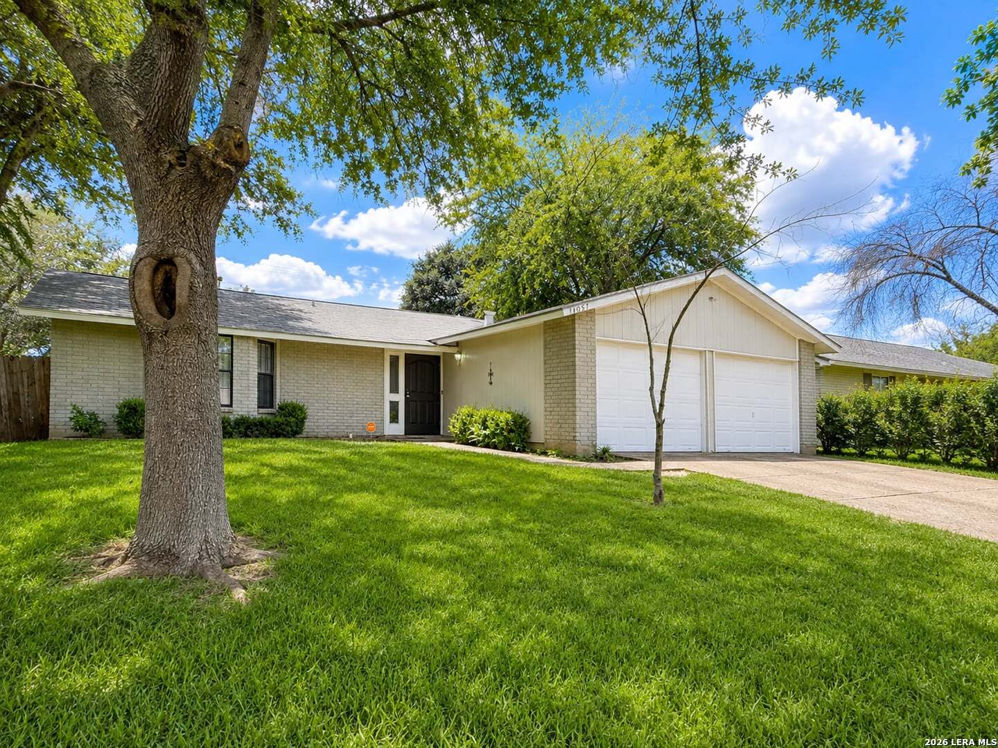11057 White Sands Live Oak TX 78233