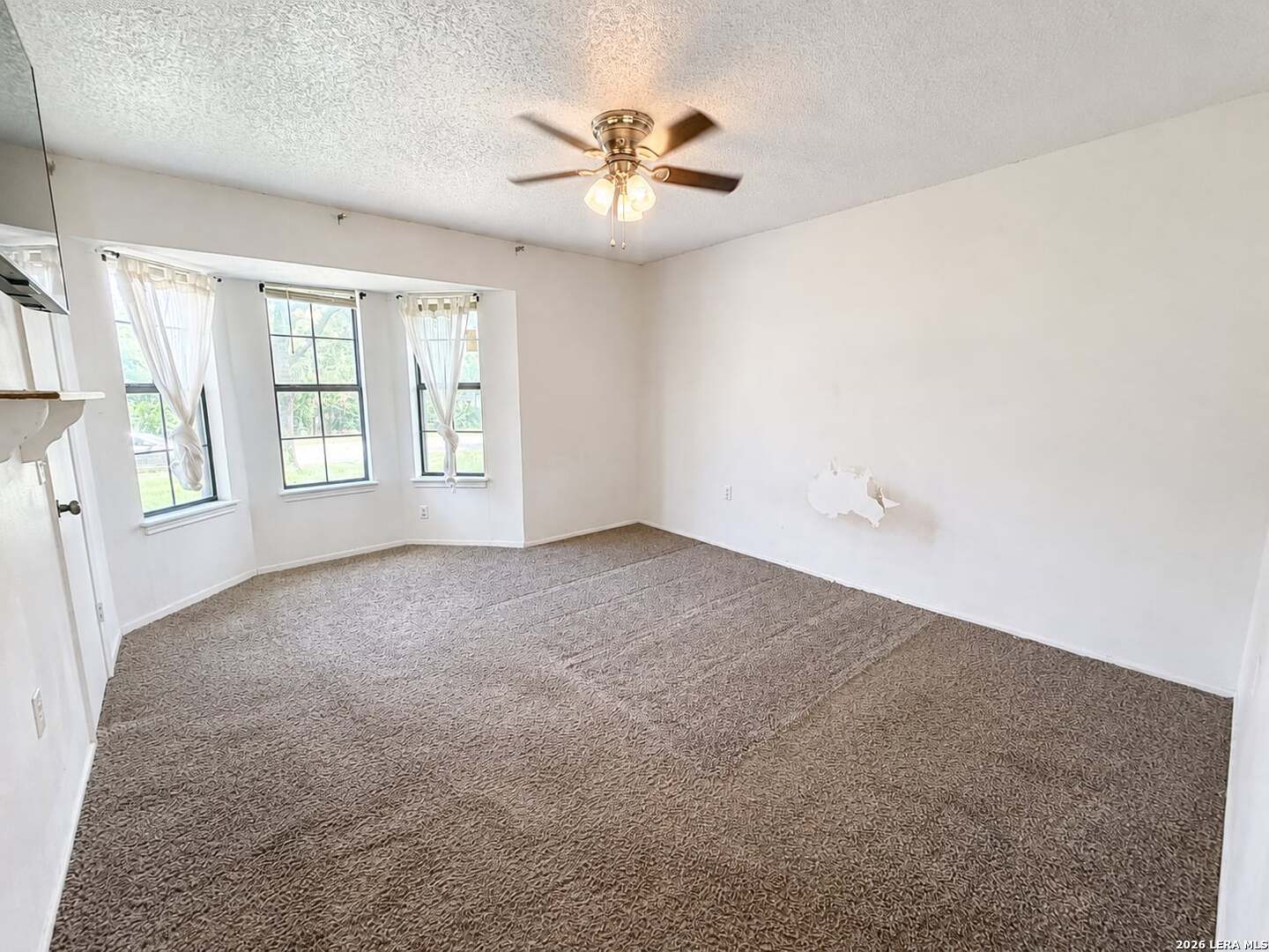 11057 White Sands Live Oak TX 78233