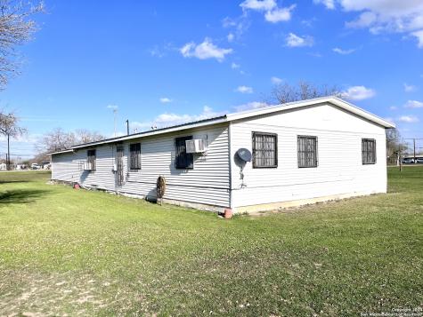 11709 Donop Road San Antonio TX 78223