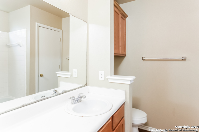 14239 Rosy Finch San Antonio TX 78233