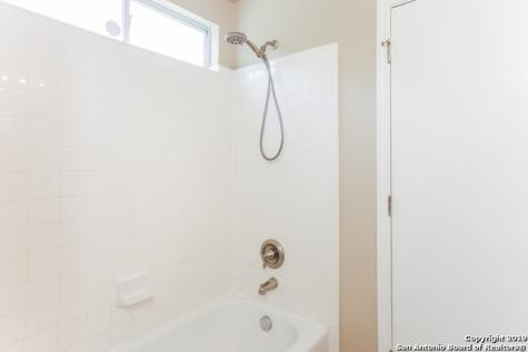 14239 Rosy Finch San Antonio TX 78233