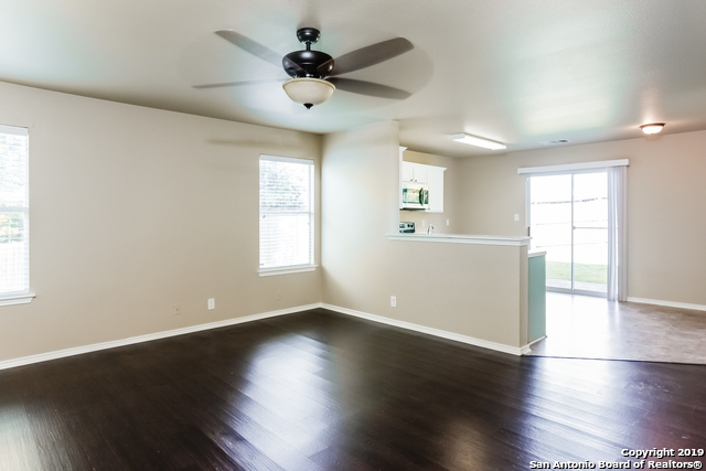 14239 Rosy Finch San Antonio TX 78233