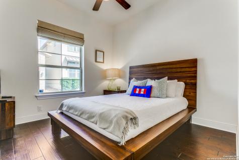11202 Vance Jackson Road #15 San Antonio TX 78230