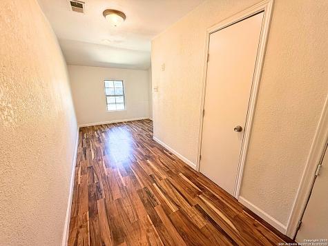 2234 Hays San Antonio TX 78202