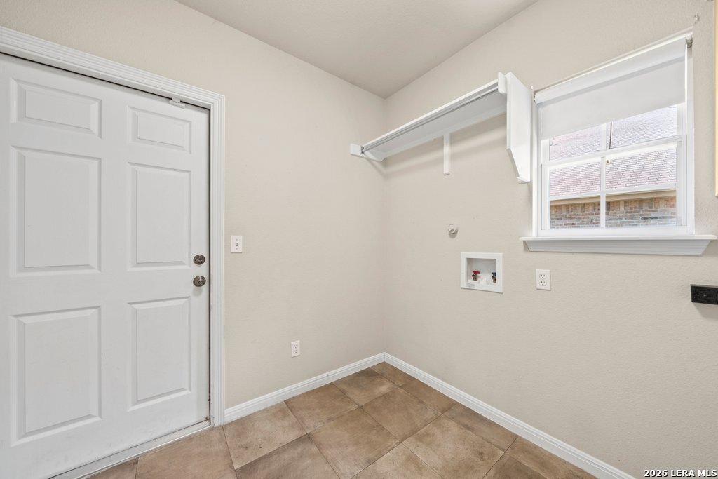 1575 Dustin Cade New Braunfels TX 78130