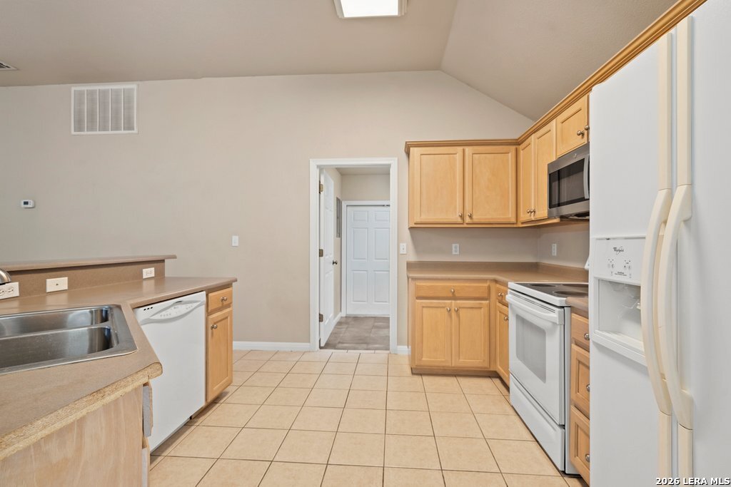 1575 Dustin Cade New Braunfels TX 78130