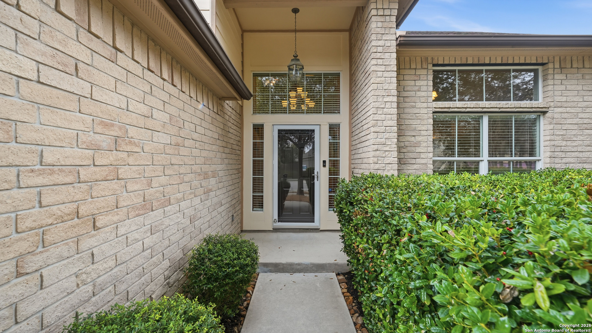 716 Hollow Ridge Schertz TX 78108