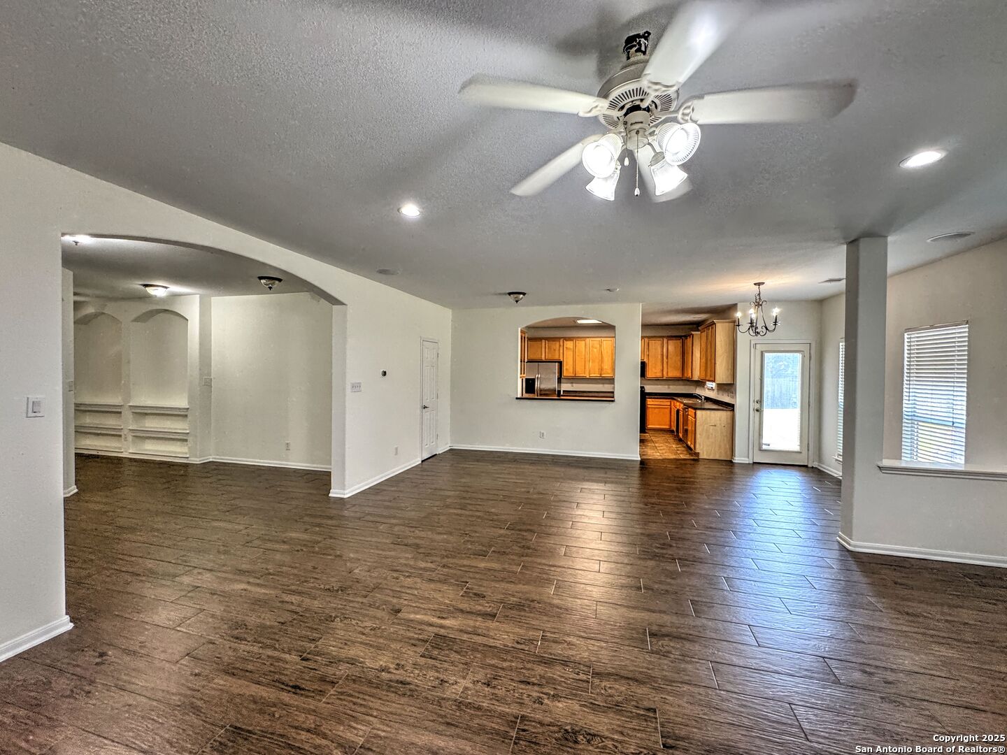 8711 Sandia Helotes TX 78023