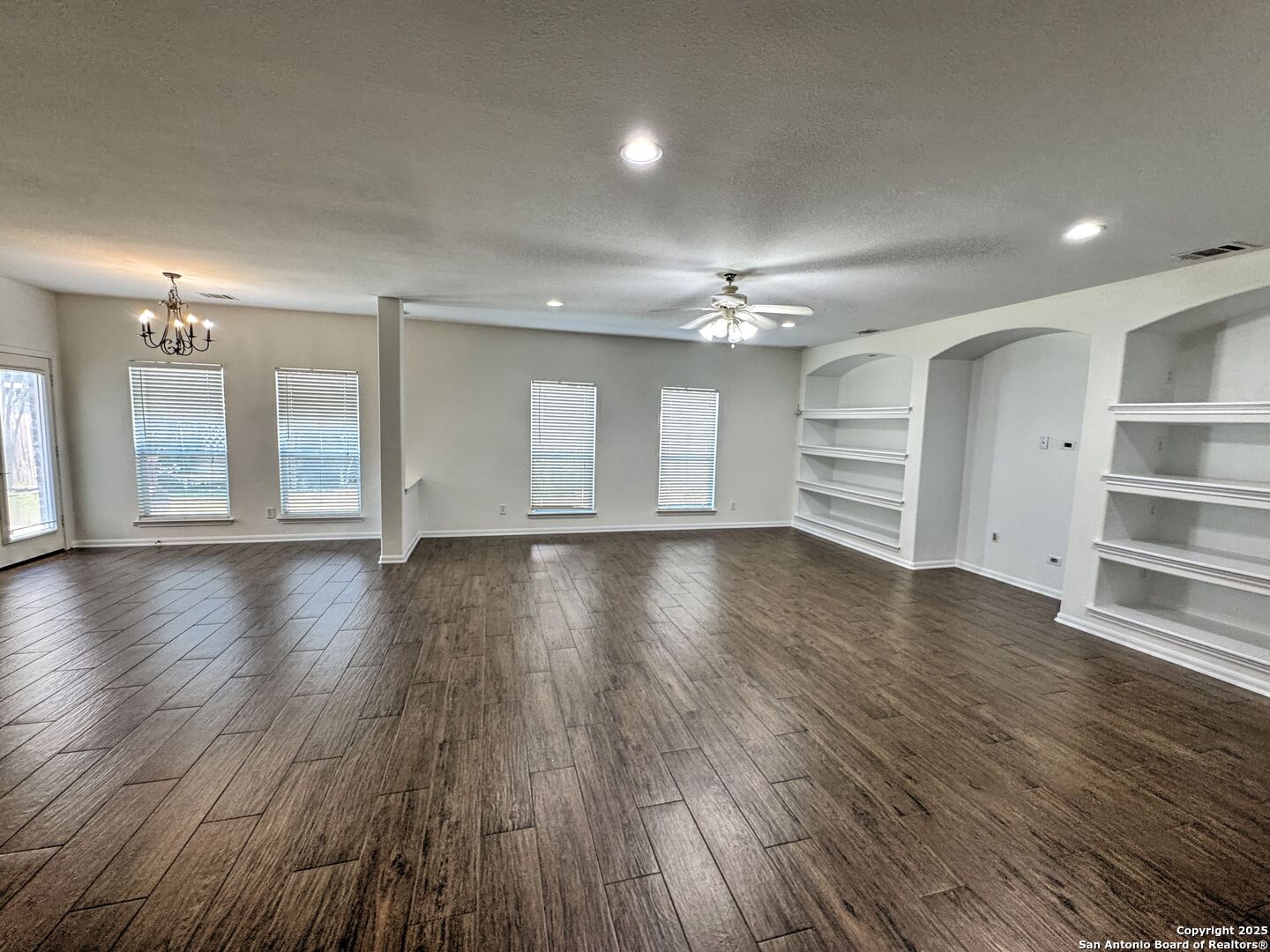 8711 Sandia Helotes TX 78023