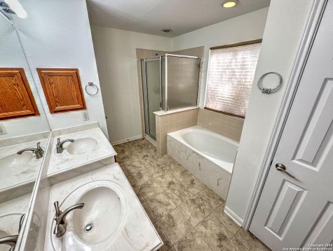 8711 Sandia Helotes TX 78023