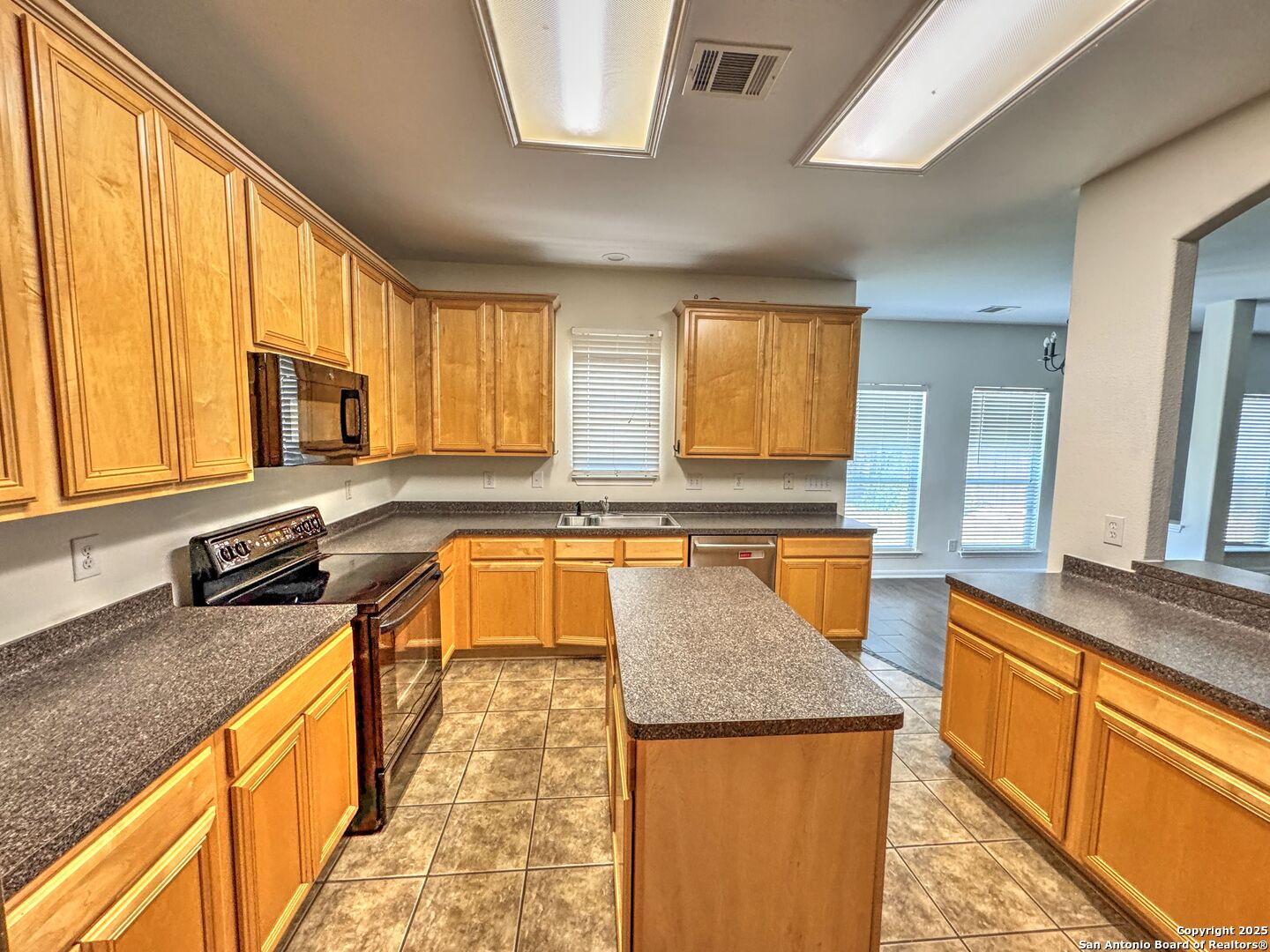 8711 Sandia Helotes TX 78023