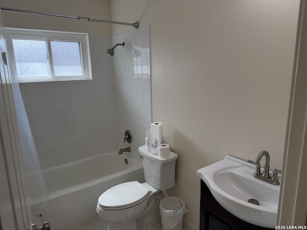 1912 Creek Hill Street San Antonio TX 78259