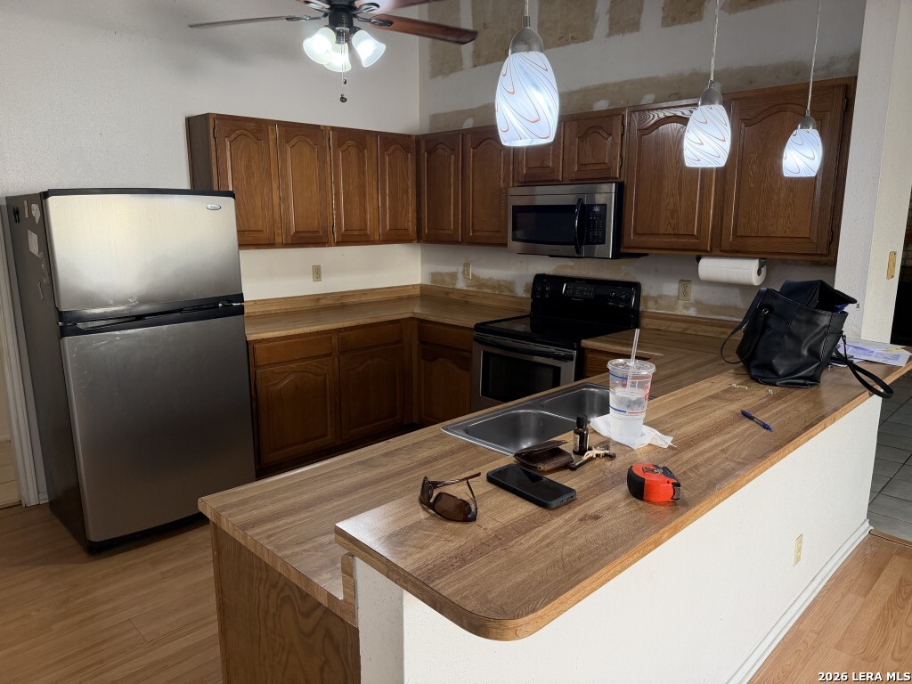 1912 Creek Hill Street San Antonio TX 78259