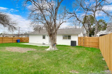 7526 Gallop Drive San Antonio TX 78227