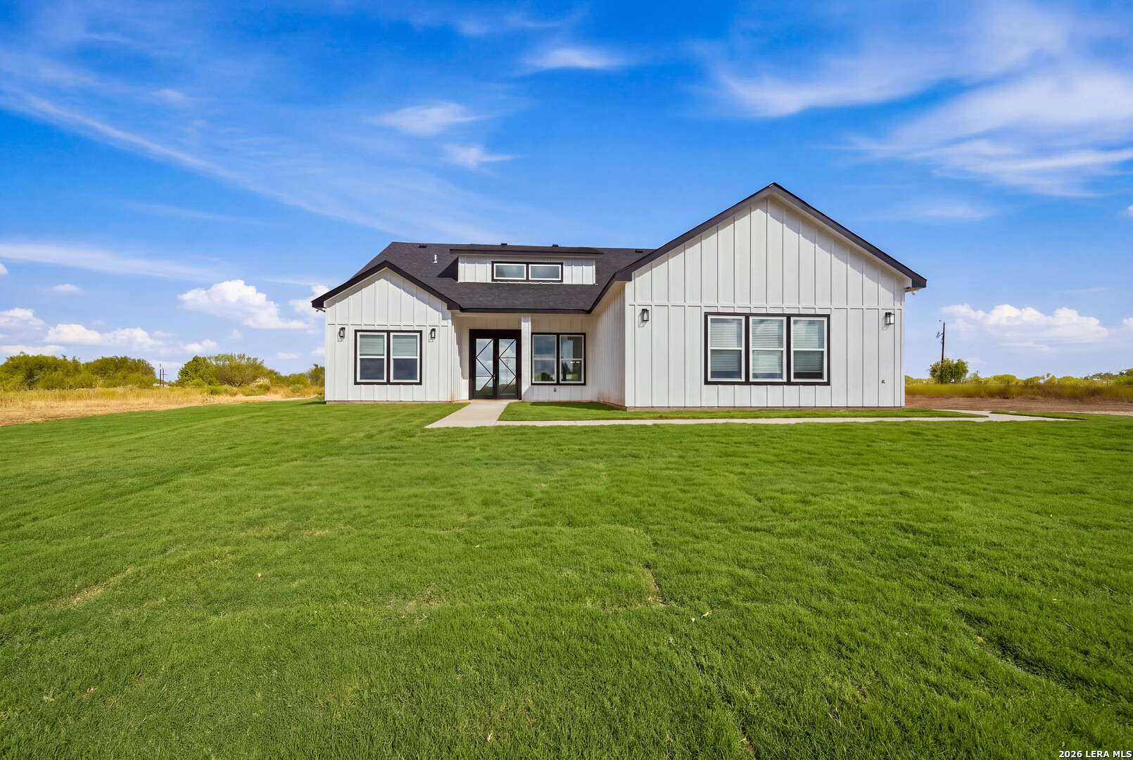 553 County Road 422 Stockdale TX 78160