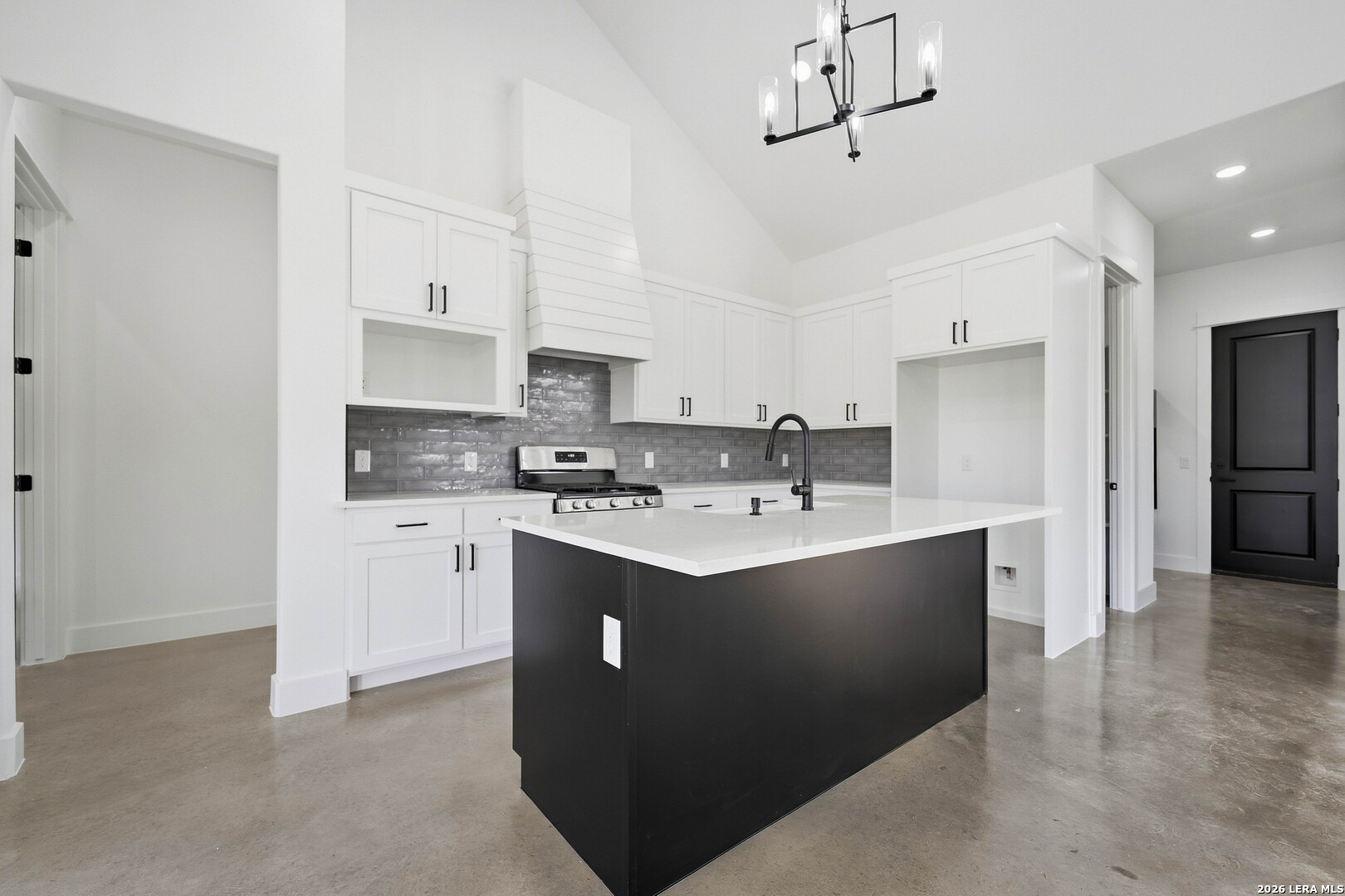 553 County Road 422 Stockdale TX 78160