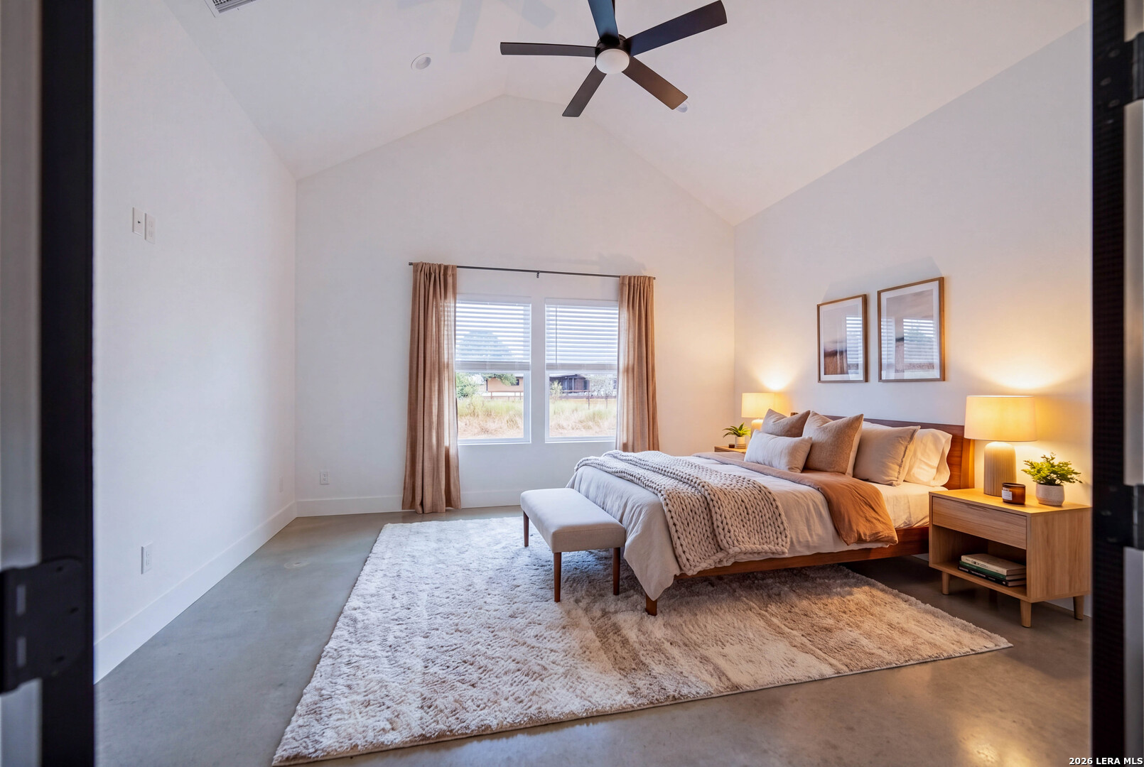 553 County Road 422 Stockdale TX 78160