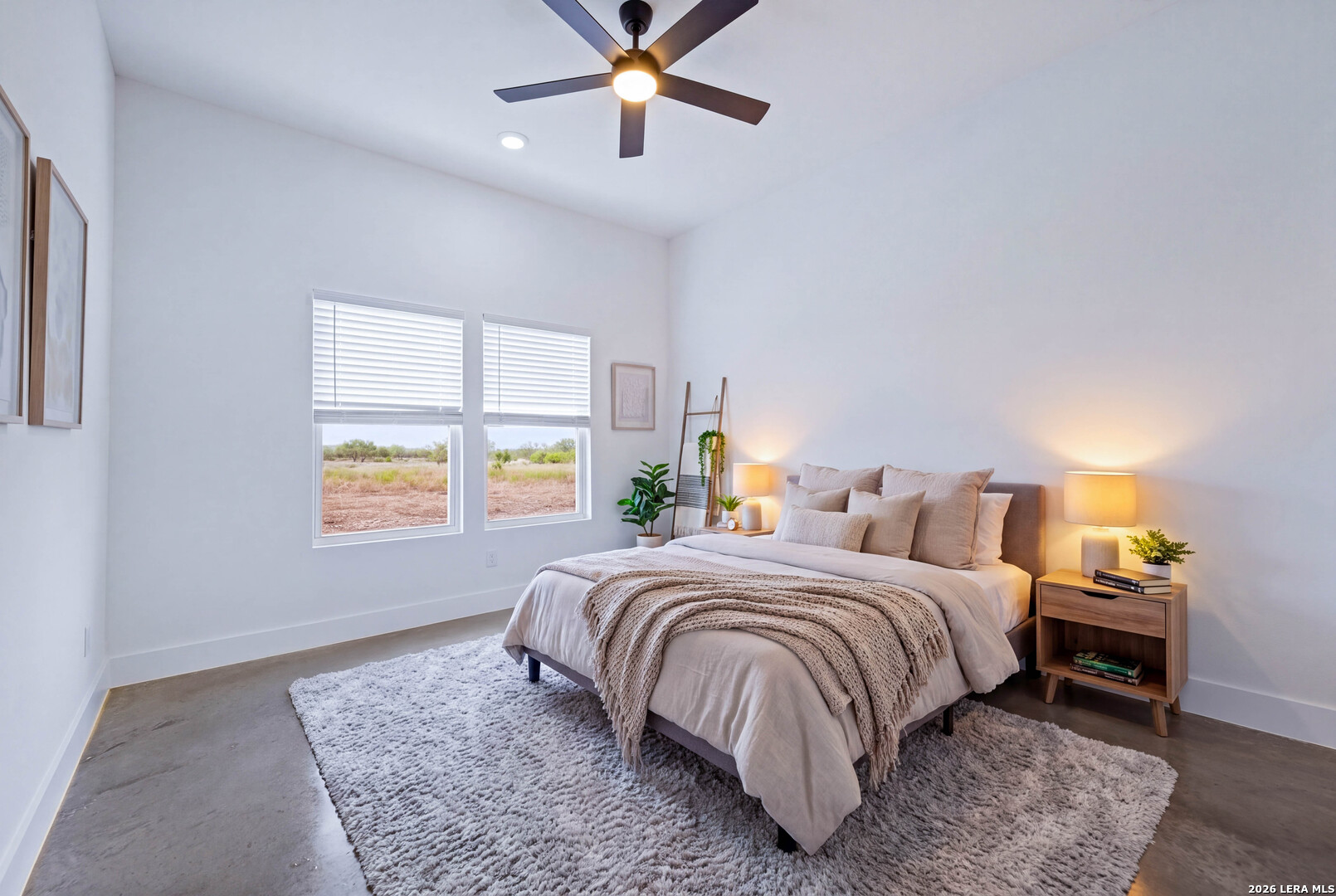 553 County Road 422 Stockdale TX 78160