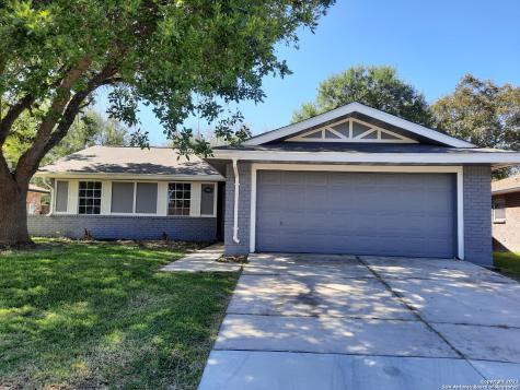 4905 Crestwood Drive Schertz TX 78108