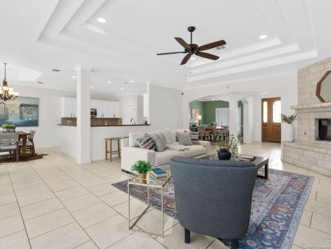 1827 Slumber Pass San Antonio TX 78260