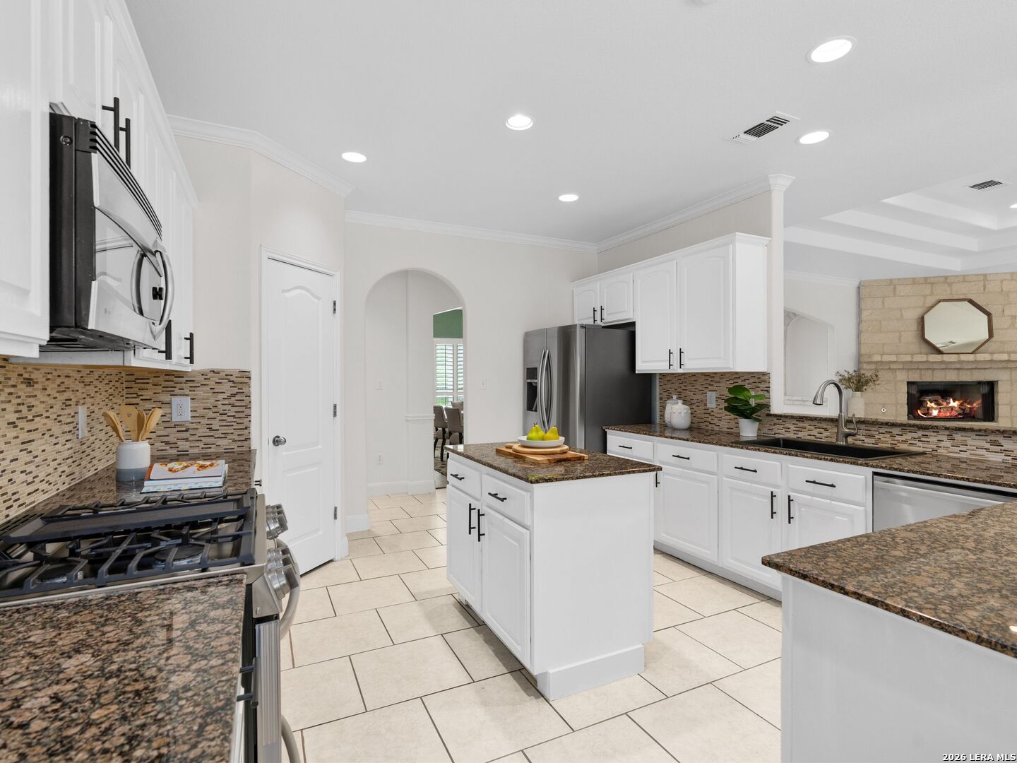 1827 Slumber Pass San Antonio TX 78260