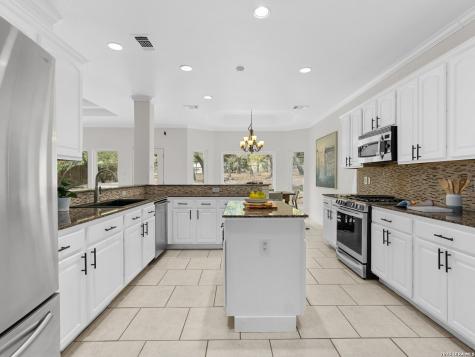 1827 Slumber Pass San Antonio TX 78260