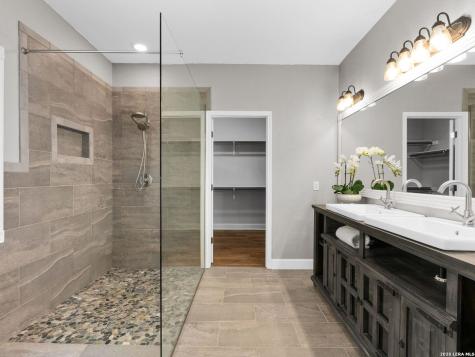 1827 Slumber Pass San Antonio TX 78260