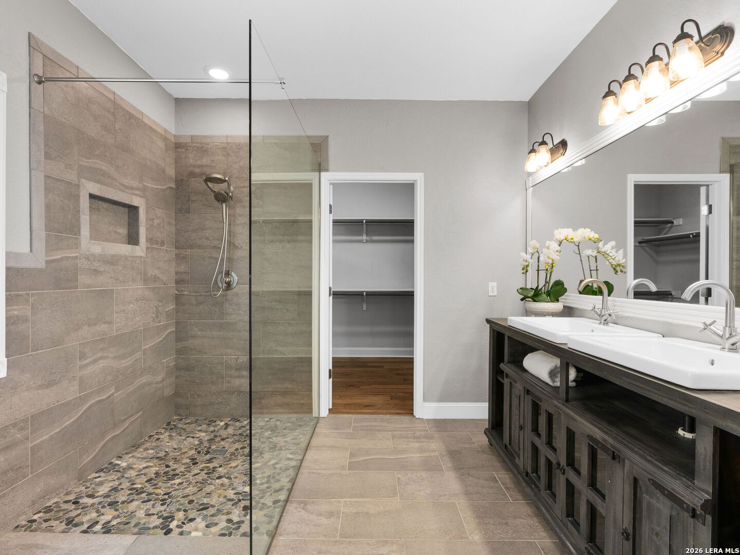1827 Slumber Pass San Antonio TX 78260