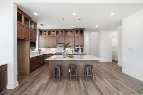 2239 Altiplano San Antonio TX 78245