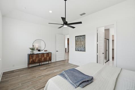 2239 Altiplano San Antonio TX 78245