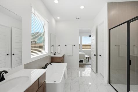 2239 Altiplano San Antonio TX 78245