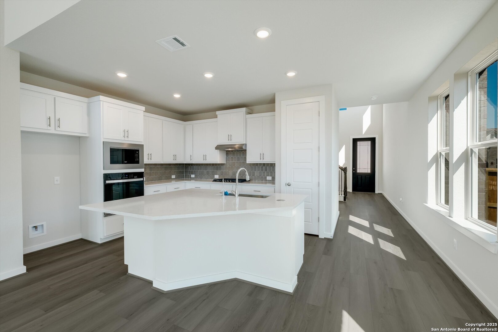 524 Foxbrook Way Cibolo TX 78108