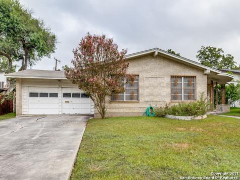 363 Sandalwood San Antonio TX 78216