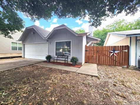 2811 Bluff Field San Antonio TX 78245