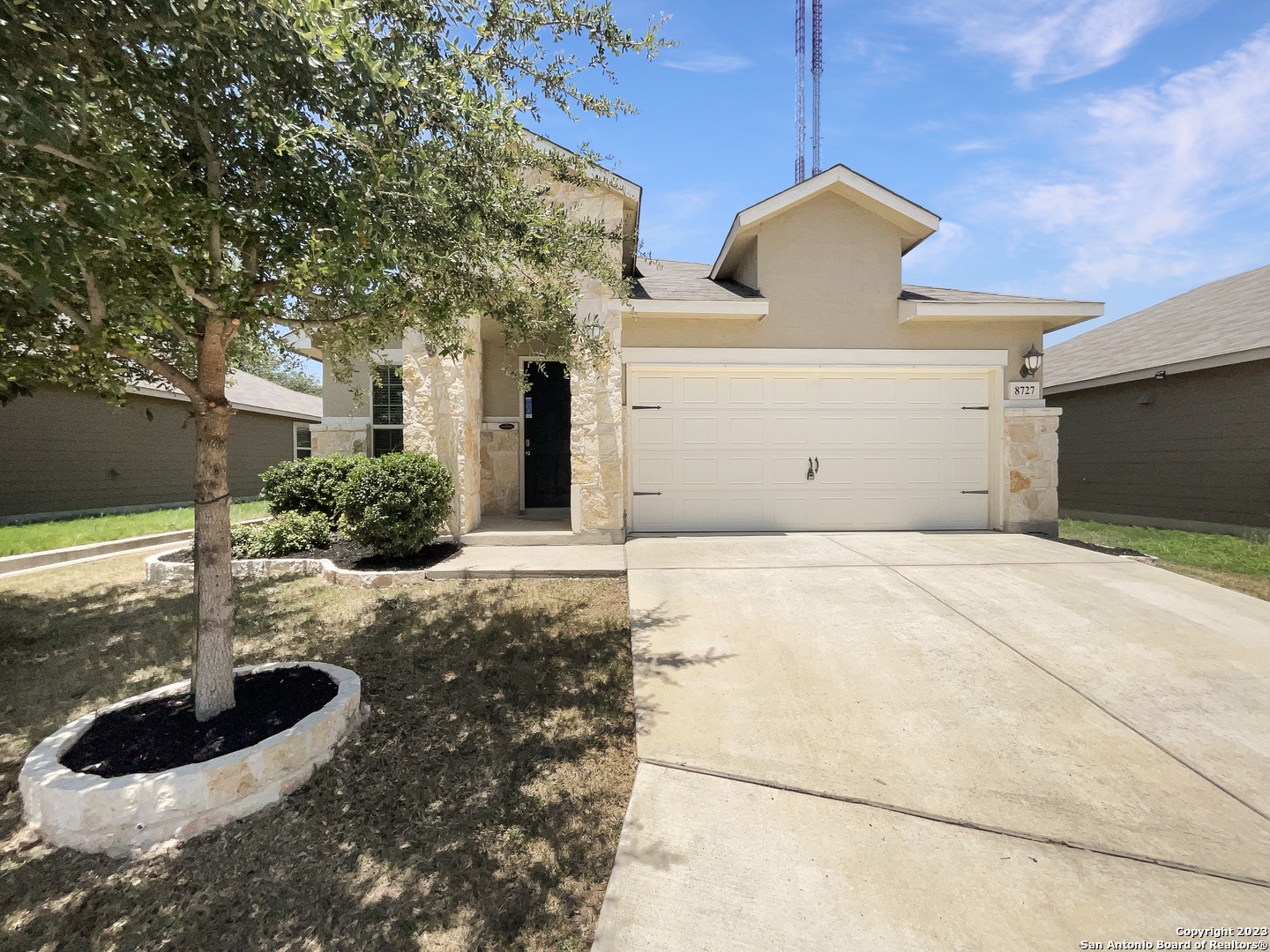 8727 Straight Oaks San Antonio TX 78254