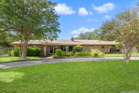 182 W Arrowhead Drive San Antonio TX 78228